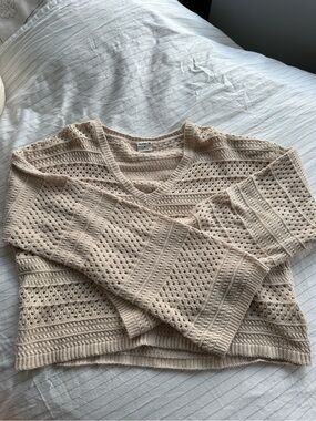 Hurley Open-Knit V-Neck Sweater - Beige size S